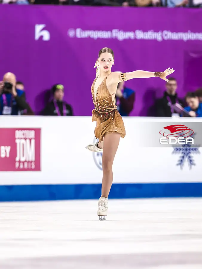 Ice Gallery Skates U.S.
